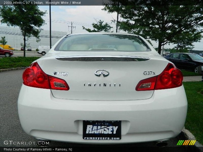 Moonlight White / Wheat 2009 Infiniti G 37 x Sedan