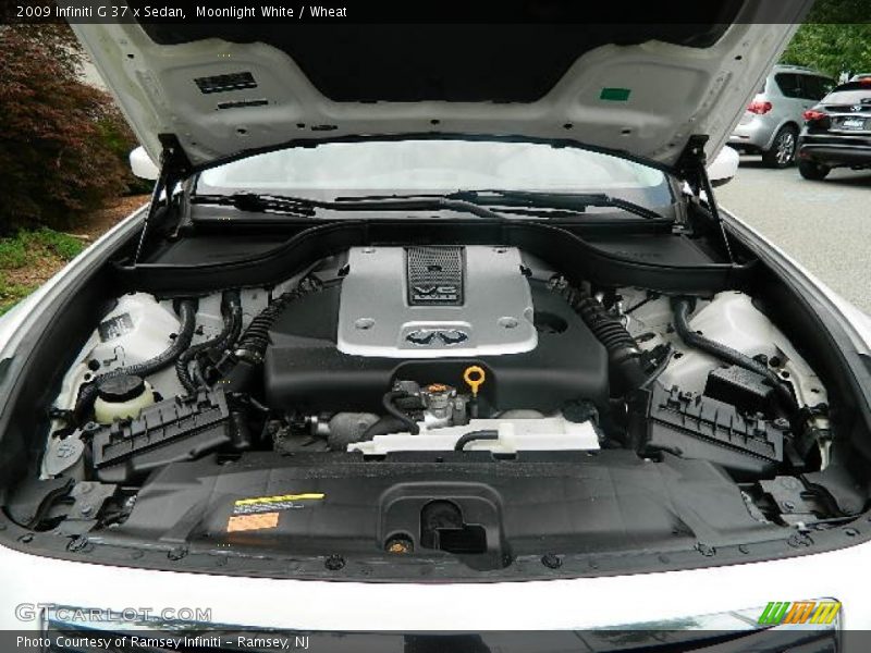 Moonlight White / Wheat 2009 Infiniti G 37 x Sedan