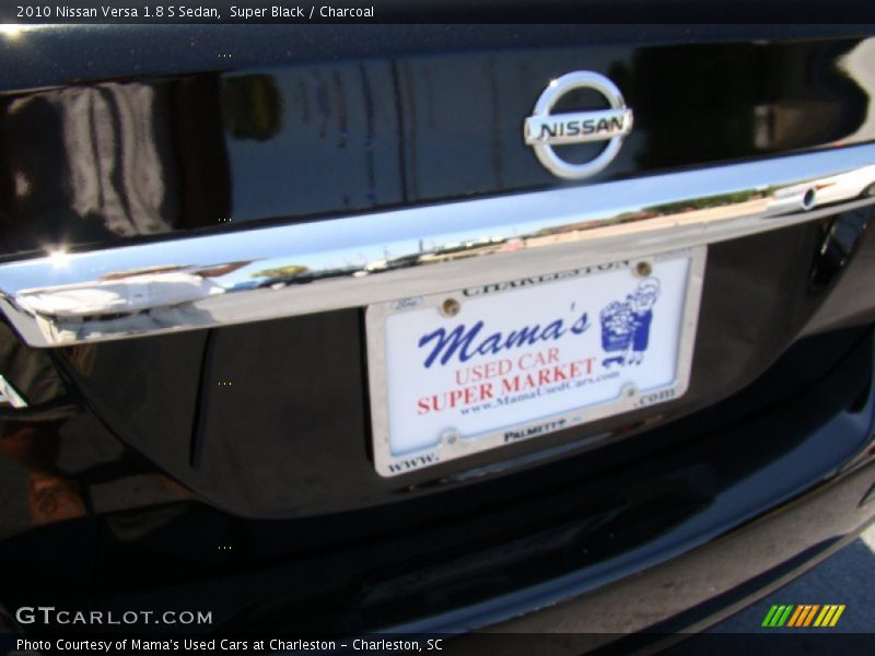Super Black / Charcoal 2010 Nissan Versa 1.8 S Sedan