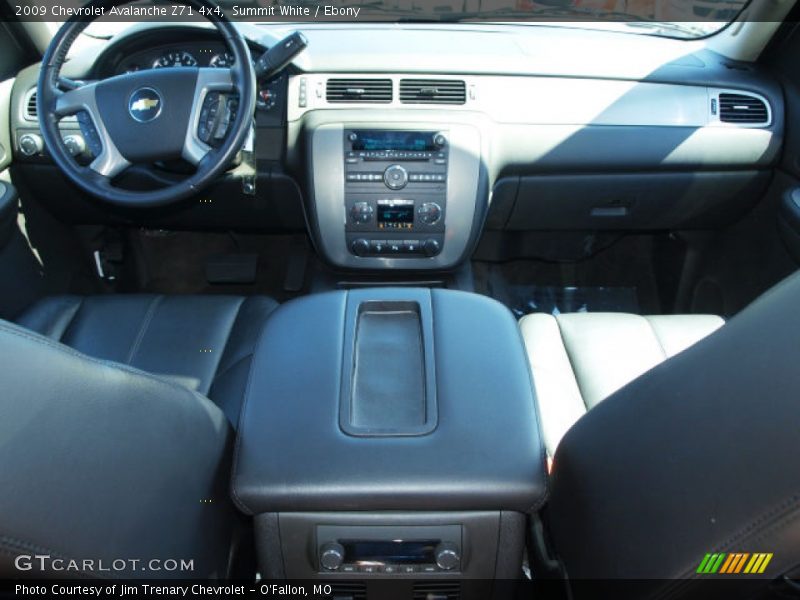 Summit White / Ebony 2009 Chevrolet Avalanche Z71 4x4