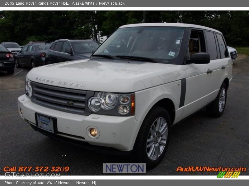 Alaska White / Ivory/Jet Black 2009 Land Rover Range Rover HSE