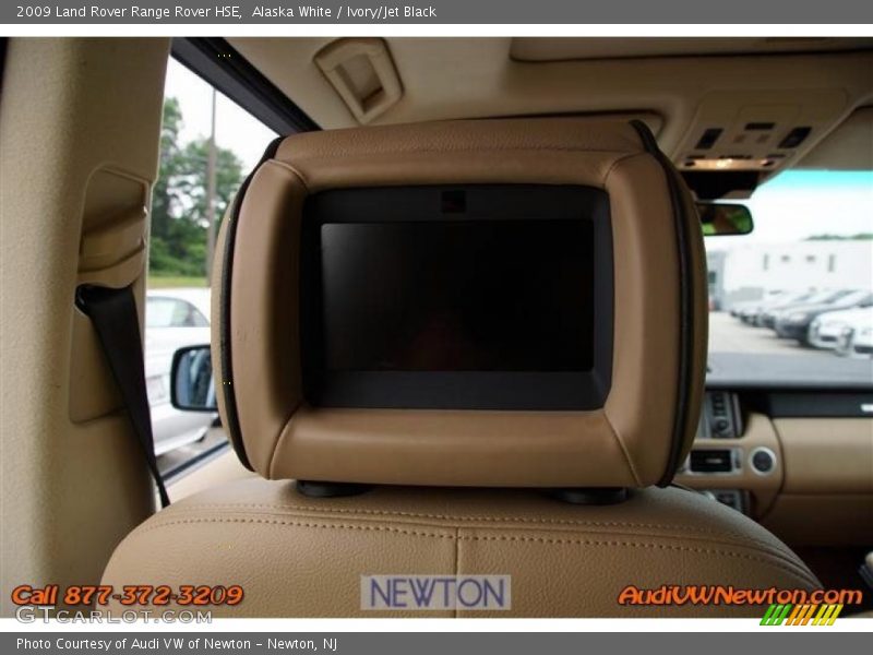 Alaska White / Ivory/Jet Black 2009 Land Rover Range Rover HSE