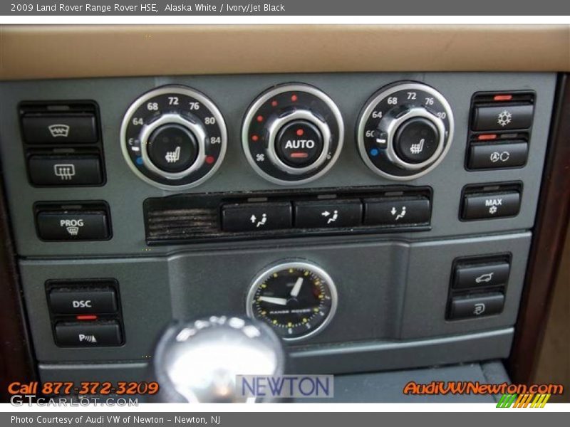 Alaska White / Ivory/Jet Black 2009 Land Rover Range Rover HSE