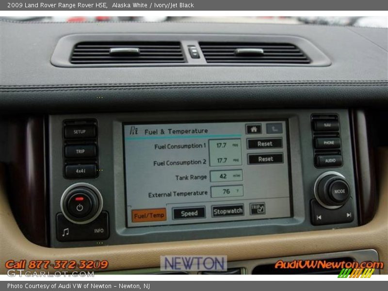 Alaska White / Ivory/Jet Black 2009 Land Rover Range Rover HSE