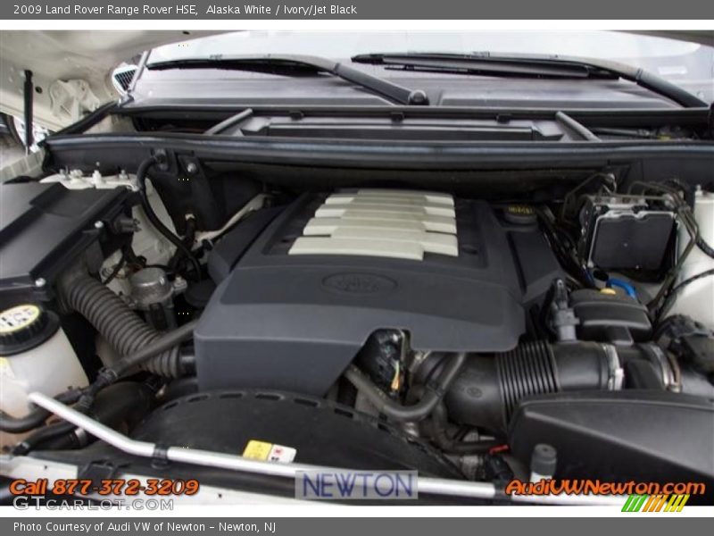Alaska White / Ivory/Jet Black 2009 Land Rover Range Rover HSE