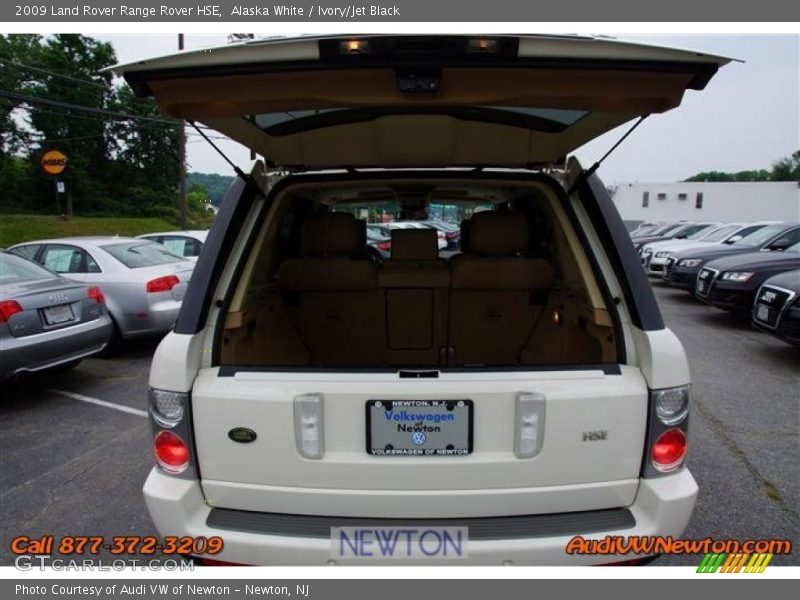 Alaska White / Ivory/Jet Black 2009 Land Rover Range Rover HSE