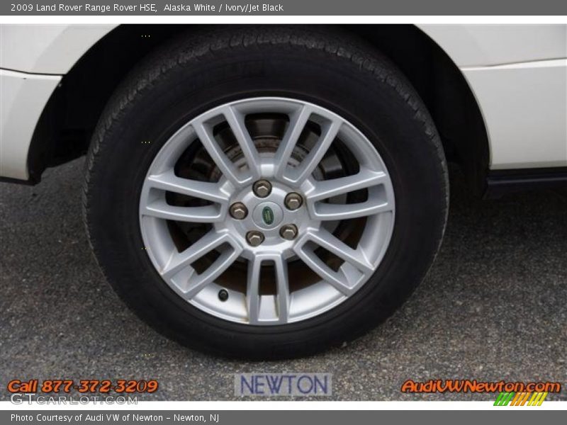 Alaska White / Ivory/Jet Black 2009 Land Rover Range Rover HSE