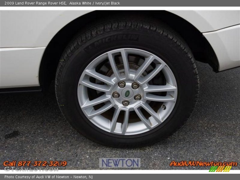 Alaska White / Ivory/Jet Black 2009 Land Rover Range Rover HSE
