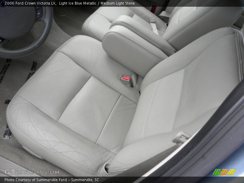 Light Ice Blue Metallic / Medium Light Stone 2006 Ford Crown Victoria LX