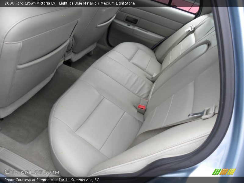 Light Ice Blue Metallic / Medium Light Stone 2006 Ford Crown Victoria LX