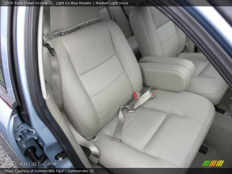 Light Ice Blue Metallic / Medium Light Stone 2006 Ford Crown Victoria LX