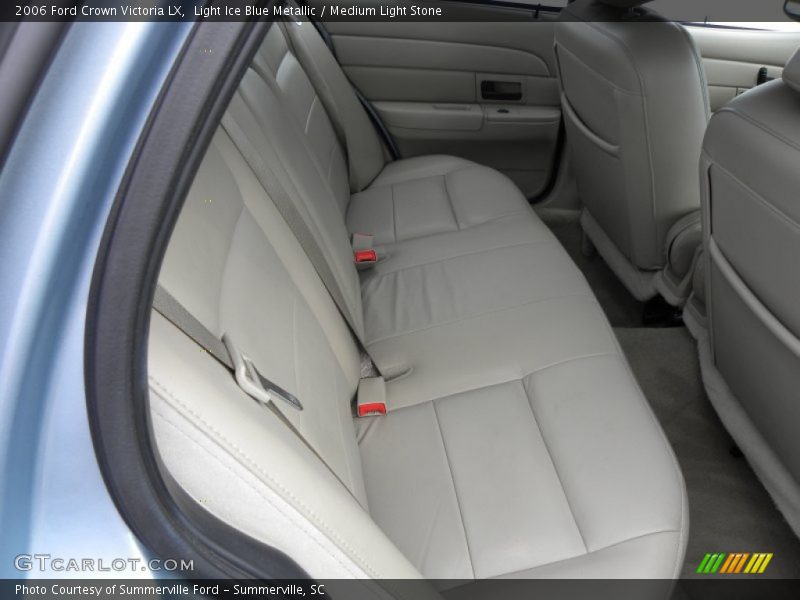 Light Ice Blue Metallic / Medium Light Stone 2006 Ford Crown Victoria LX