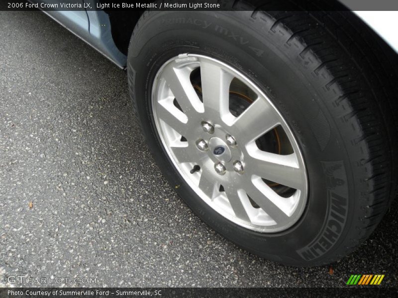 Light Ice Blue Metallic / Medium Light Stone 2006 Ford Crown Victoria LX