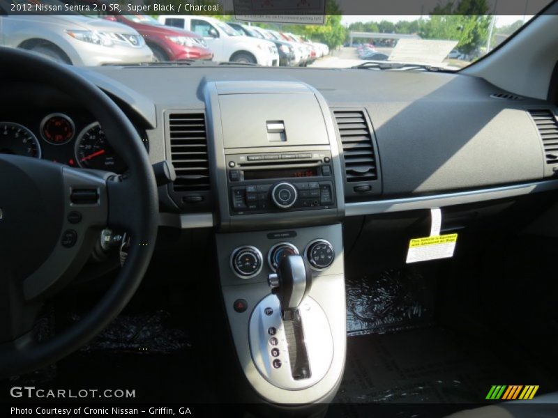 Super Black / Charcoal 2012 Nissan Sentra 2.0 SR