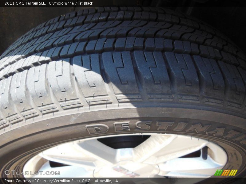 Olympic White / Jet Black 2011 GMC Terrain SLE