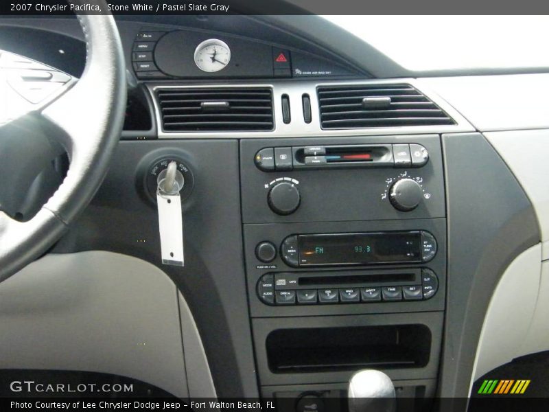 Stone White / Pastel Slate Gray 2007 Chrysler Pacifica