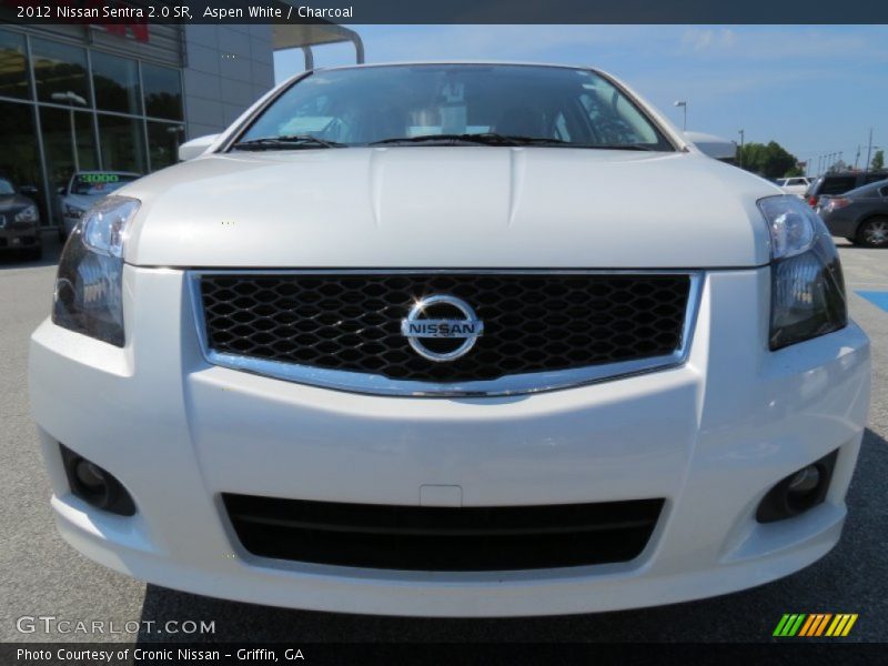 Aspen White / Charcoal 2012 Nissan Sentra 2.0 SR