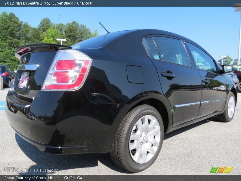 Super Black / Charcoal 2012 Nissan Sentra 2.0 S