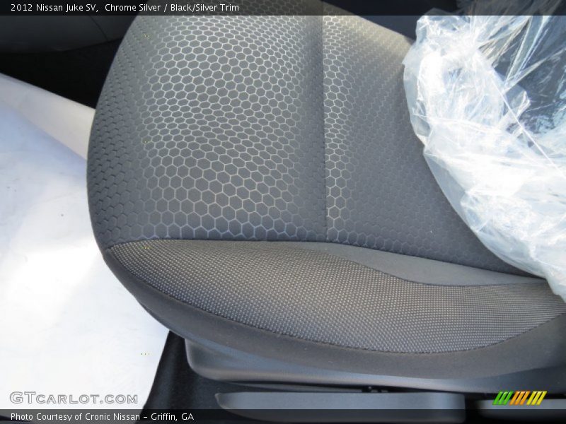 Chrome Silver / Black/Silver Trim 2012 Nissan Juke SV