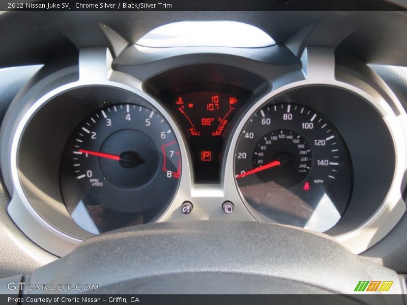Chrome Silver / Black/Silver Trim 2012 Nissan Juke SV