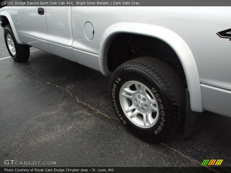 Bright Silver Metallic / Dark Slate Gray 2003 Dodge Dakota Sport Club Cab 4x4