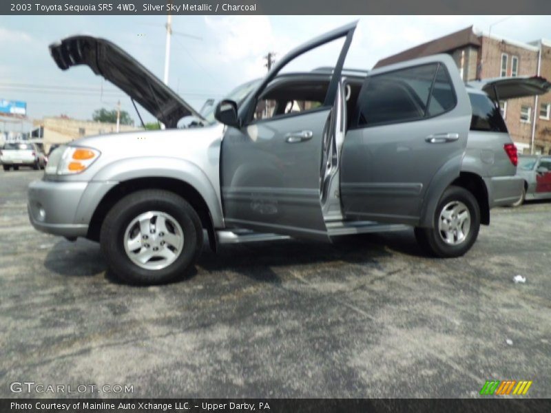 Silver Sky Metallic / Charcoal 2003 Toyota Sequoia SR5 4WD