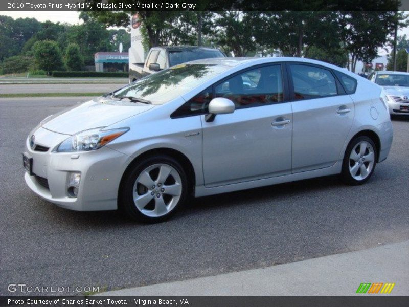 Front 3/4 View of 2010 Prius Hybrid V