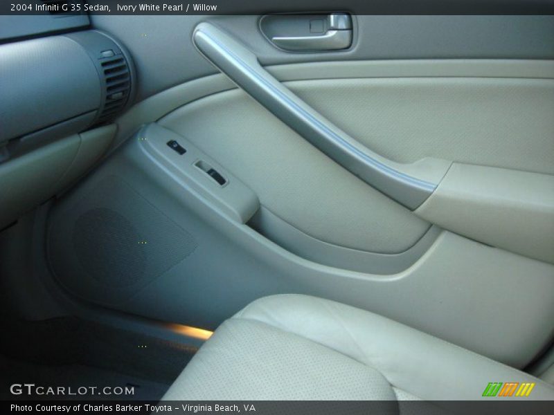 Ivory White Pearl / Willow 2004 Infiniti G 35 Sedan