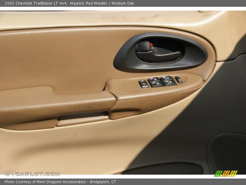 Majestic Red Metallic / Medium Oak 2002 Chevrolet TrailBlazer LT 4x4