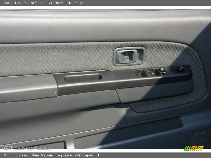 Granite Metallic / Sage 2004 Nissan Xterra SE 4x4