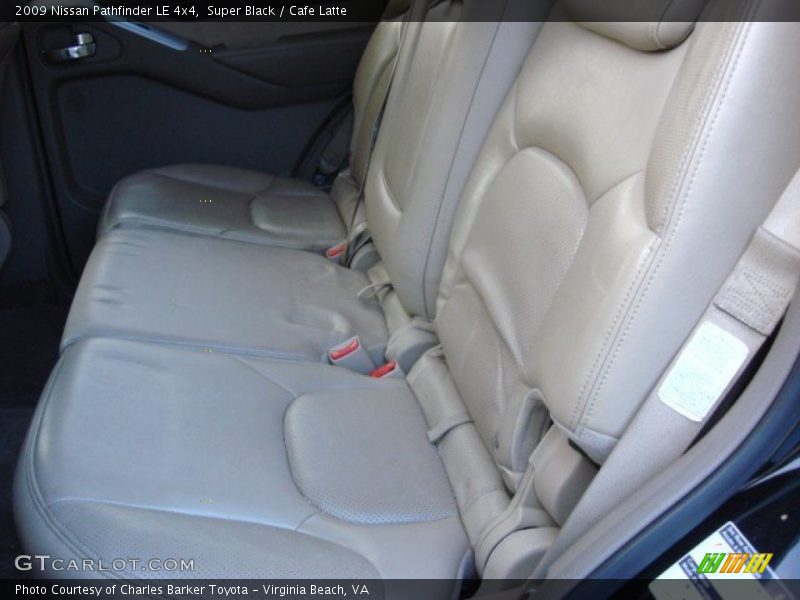 Super Black / Cafe Latte 2009 Nissan Pathfinder LE 4x4