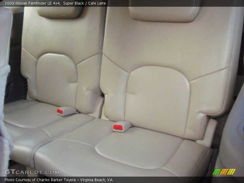 Super Black / Cafe Latte 2009 Nissan Pathfinder LE 4x4