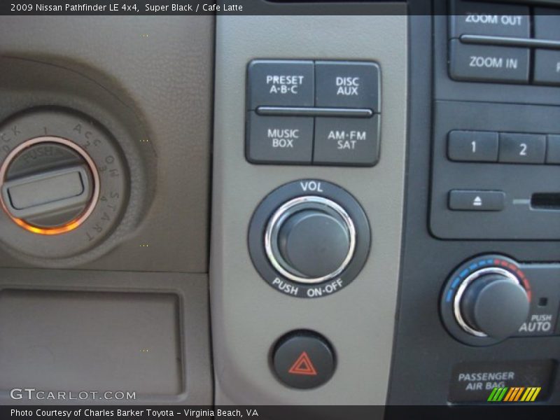 Super Black / Cafe Latte 2009 Nissan Pathfinder LE 4x4