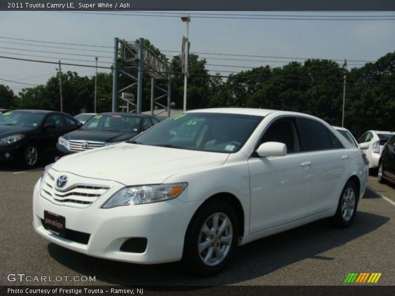 Super White / Ash 2011 Toyota Camry LE