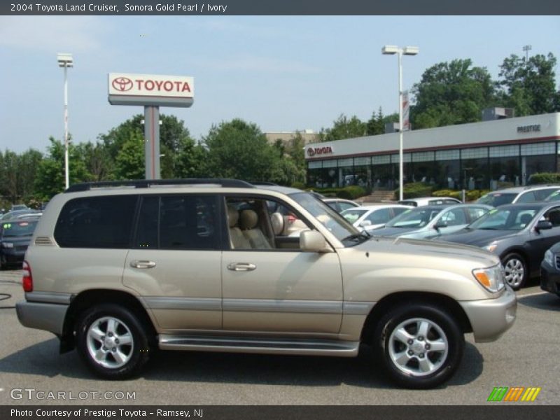 Sonora Gold Pearl / Ivory 2004 Toyota Land Cruiser