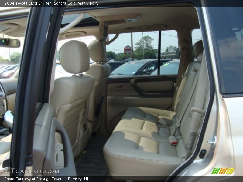 Sonora Gold Pearl / Ivory 2004 Toyota Land Cruiser