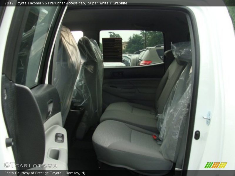 Super White / Graphite 2012 Toyota Tacoma V6 Prerunner Access cab