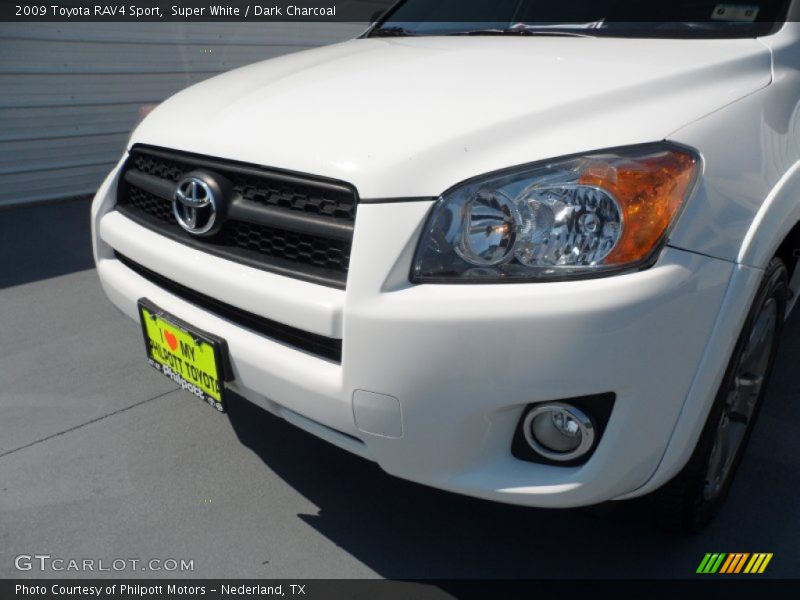 Super White / Dark Charcoal 2009 Toyota RAV4 Sport