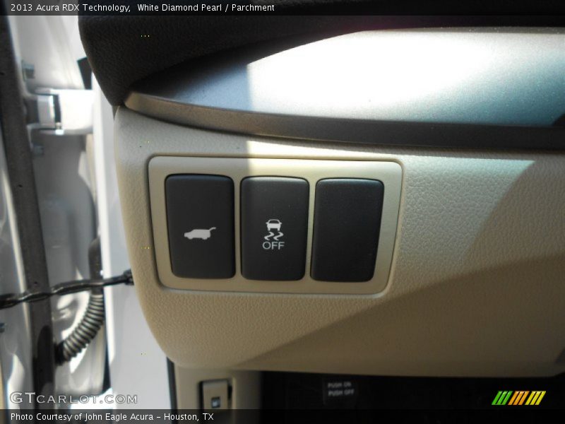 White Diamond Pearl / Parchment 2013 Acura RDX Technology