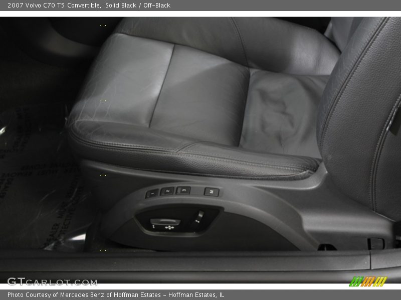 Solid Black / Off-Black 2007 Volvo C70 T5 Convertible
