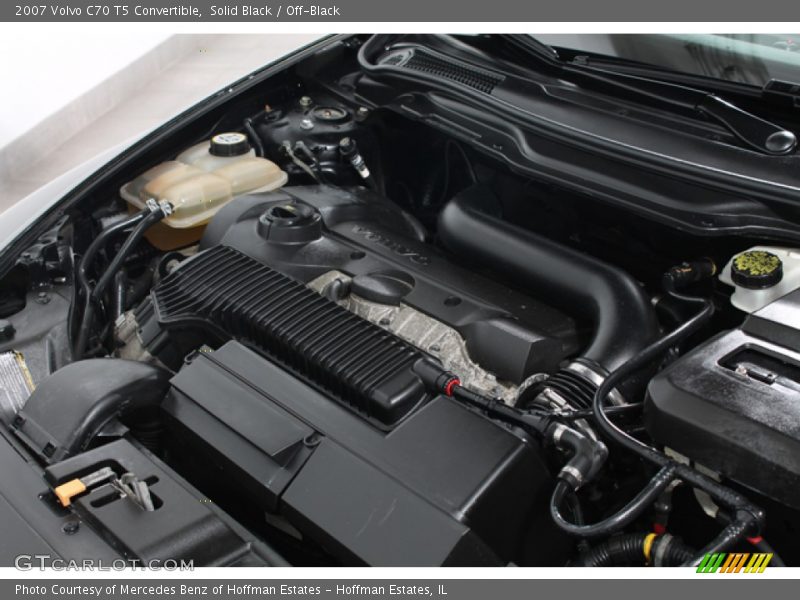 Solid Black / Off-Black 2007 Volvo C70 T5 Convertible