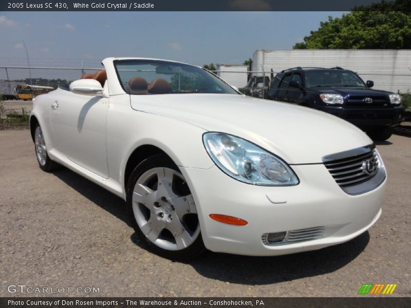 Front 3/4 View of 2005 SC 430