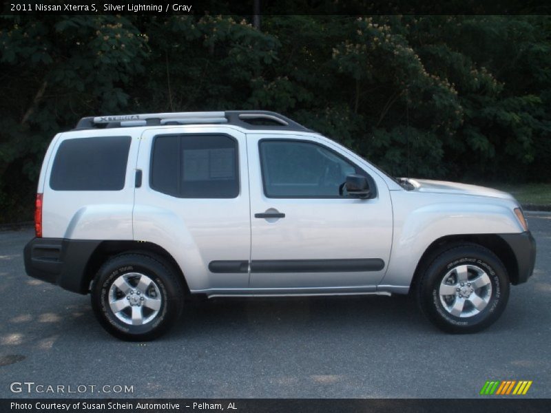 Silver Lightning / Gray 2011 Nissan Xterra S