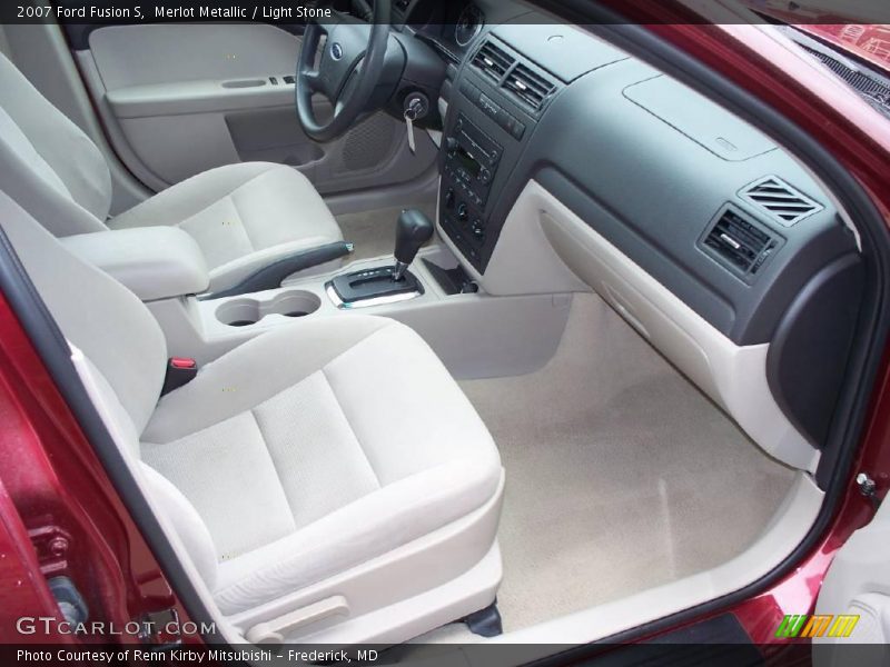 Merlot Metallic / Light Stone 2007 Ford Fusion S