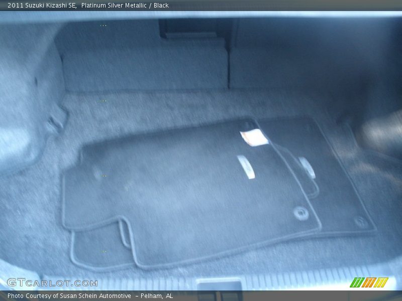Platinum Silver Metallic / Black 2011 Suzuki Kizashi SE