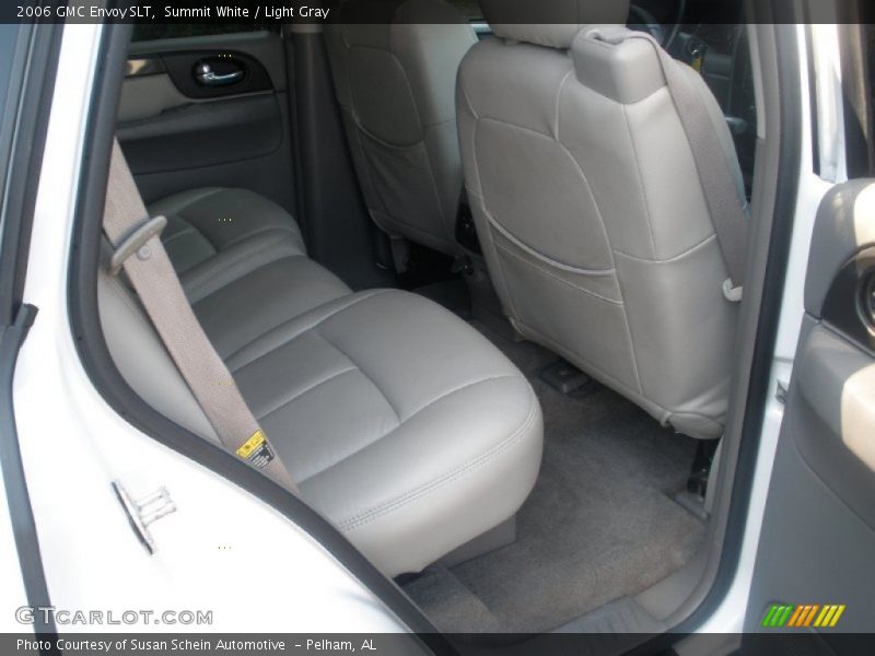 Summit White / Light Gray 2006 GMC Envoy SLT