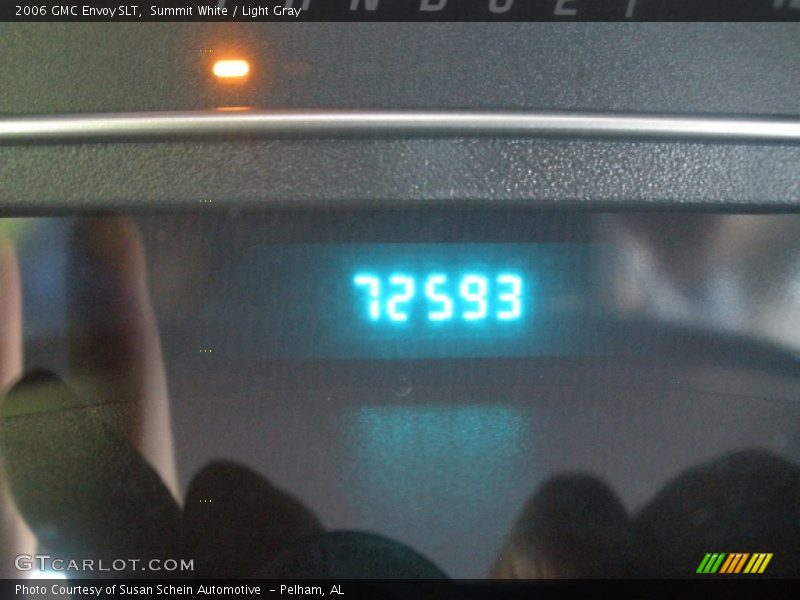 Summit White / Light Gray 2006 GMC Envoy SLT