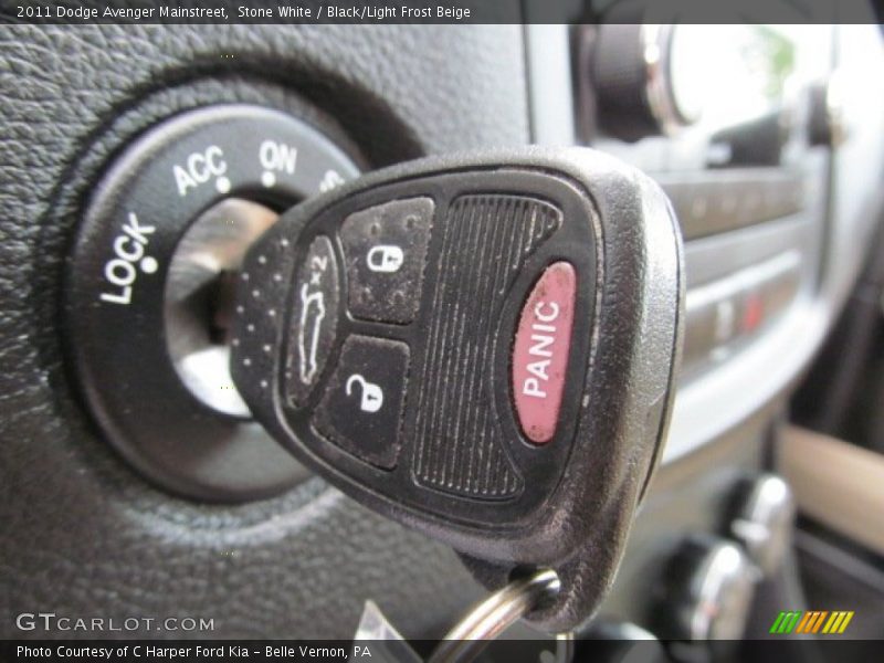 Stone White / Black/Light Frost Beige 2011 Dodge Avenger Mainstreet