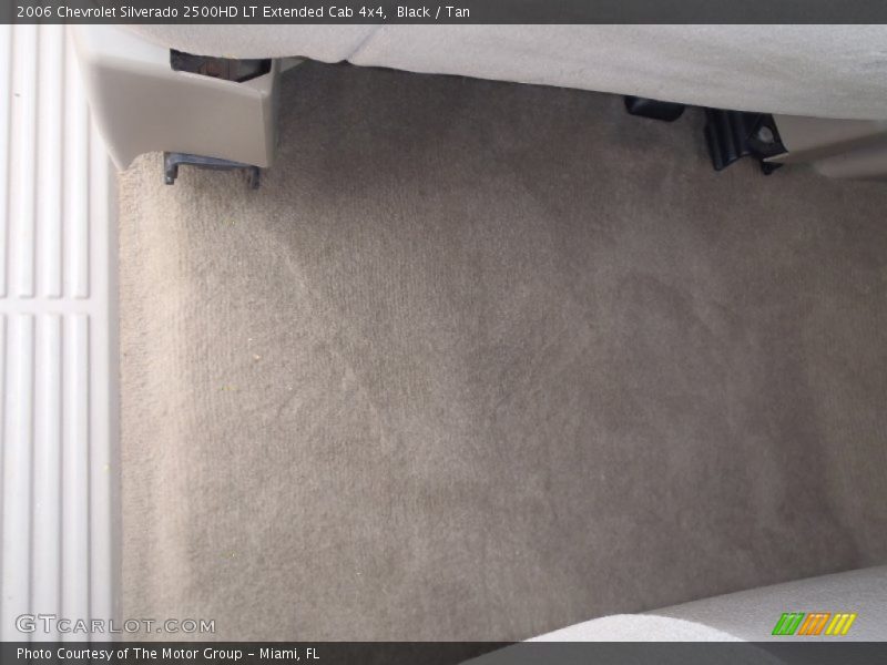 Black / Tan 2006 Chevrolet Silverado 2500HD LT Extended Cab 4x4