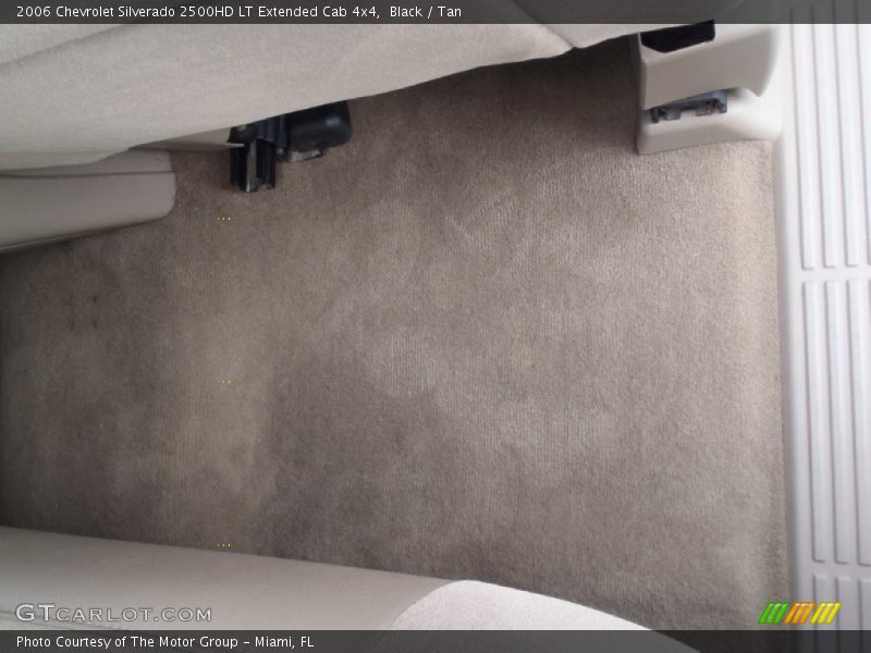 Black / Tan 2006 Chevrolet Silverado 2500HD LT Extended Cab 4x4